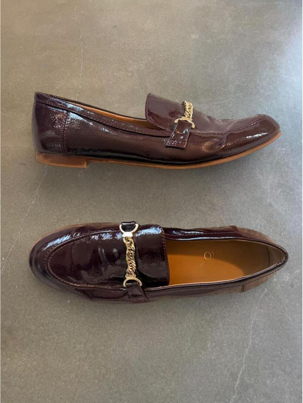 Patent Leather Burgundy Loafers | Gold Chain Bit | Women’s US 6.5